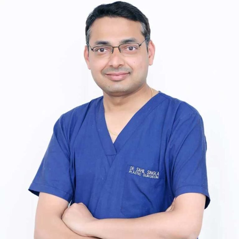 best plastic surgeon in Noida